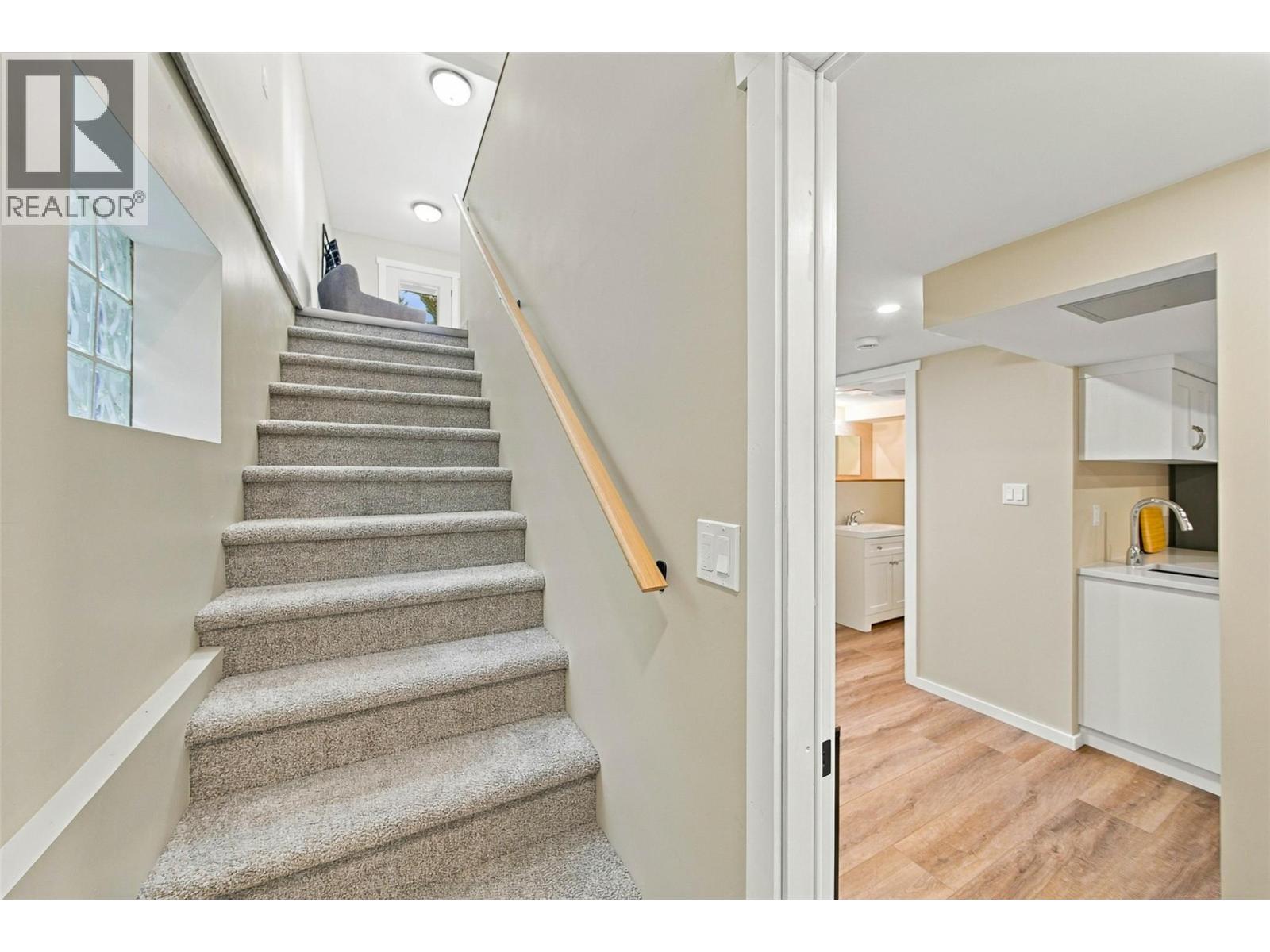 1201 PLEASANT Street - 26