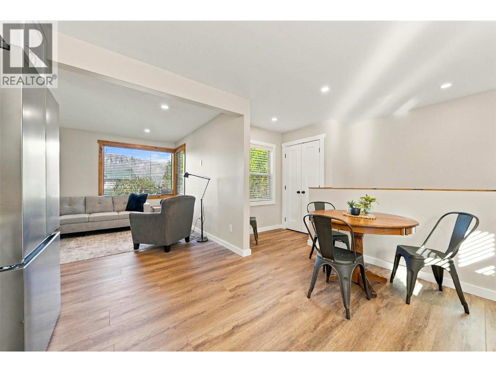1201 PLEASANT Street - 21