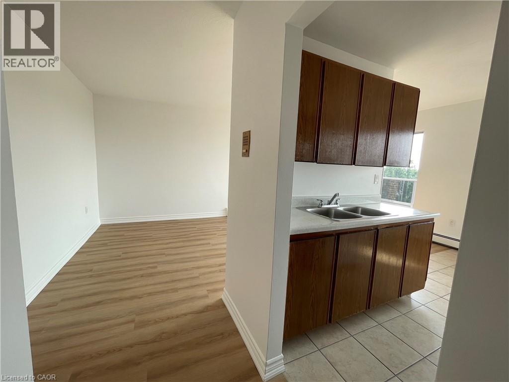 340 CONCESSION Street Unit# 304, Hamilton — photo 10
