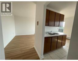 340 Concession Street Unit# 304, Hamilton, ON L9A1B6 Photo 10