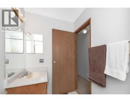2 Deer Lane Road Se, Calgary, AB T2J5V7 Photo 19