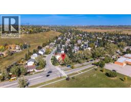 Primary Bedroom - 2 Deer Lane Road Se, Calgary, AB T2J5V7 Photo 8