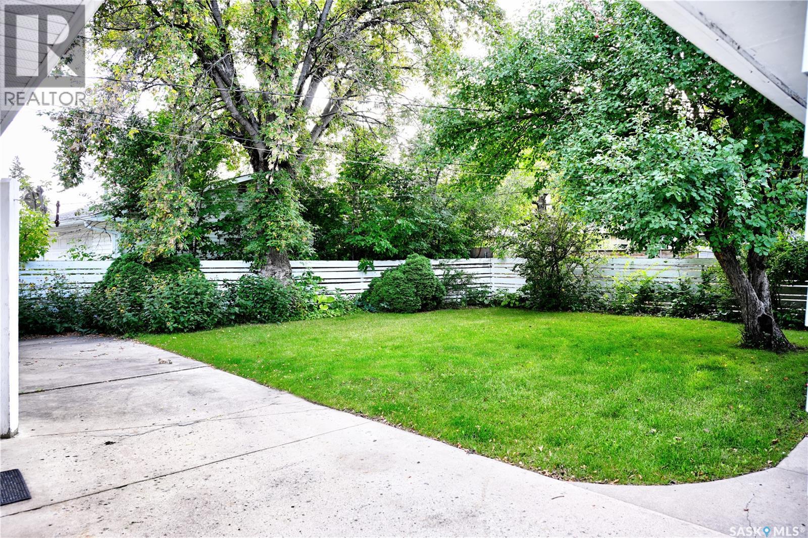321 Winnipeg AVENUE N, Saskatoon — photo 24