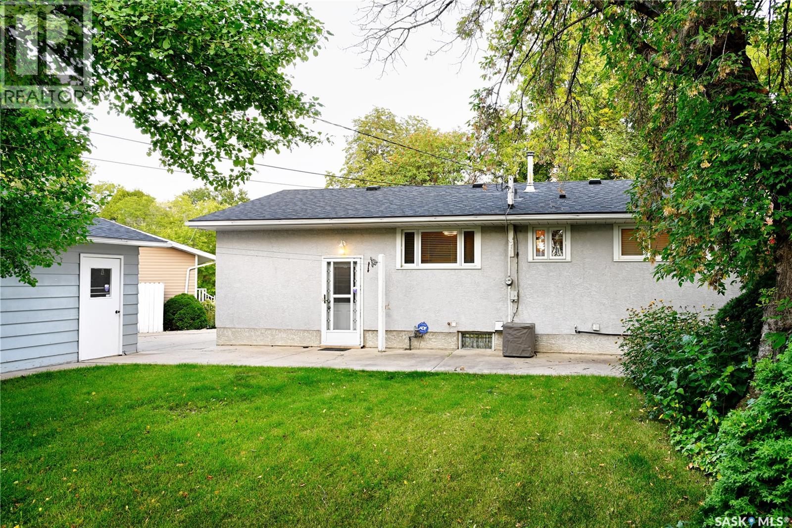 321 Winnipeg AVENUE N, Saskatoon — photo 29
