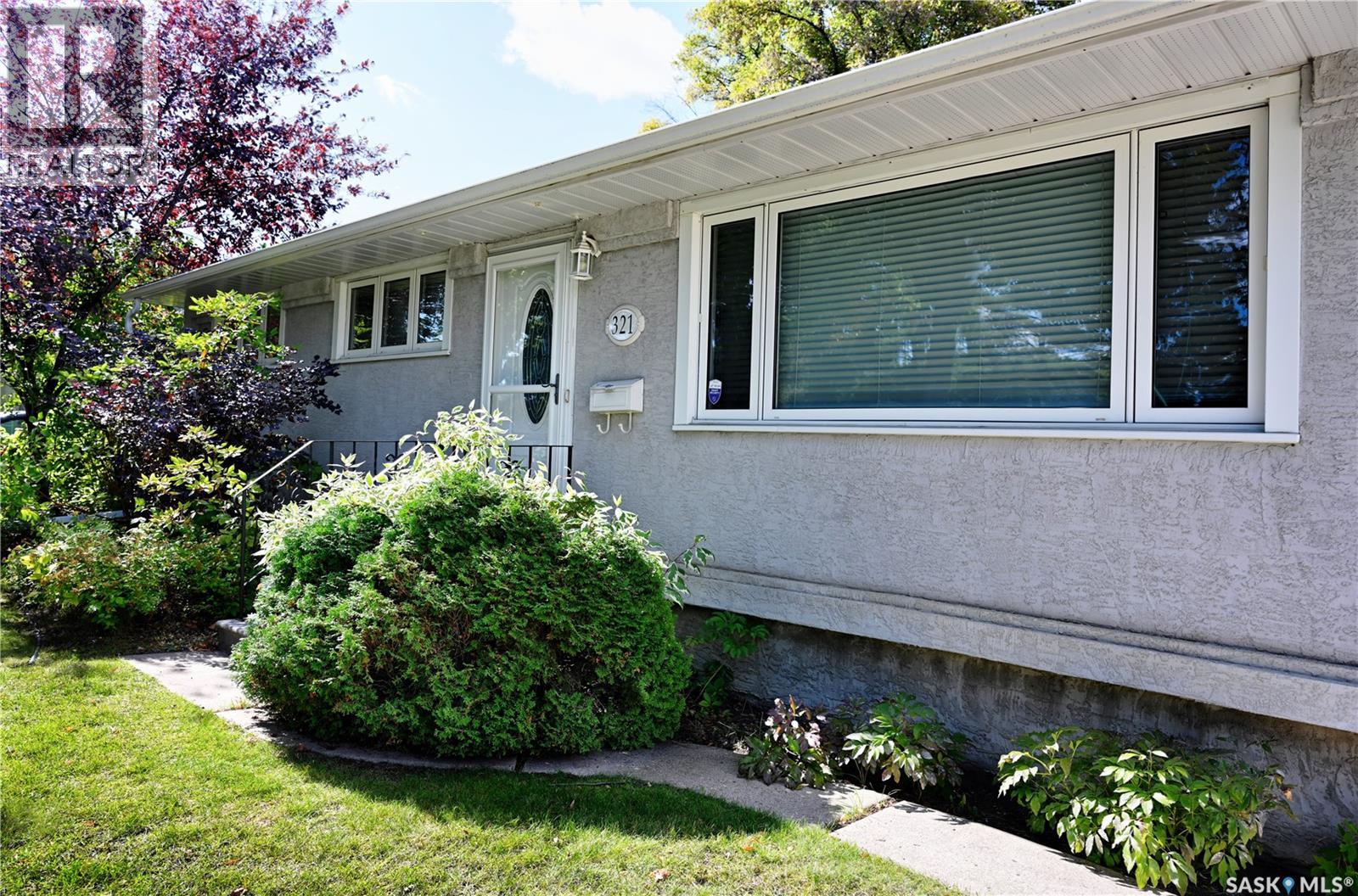 321 Winnipeg AVENUE N, Saskatoon — photo 32