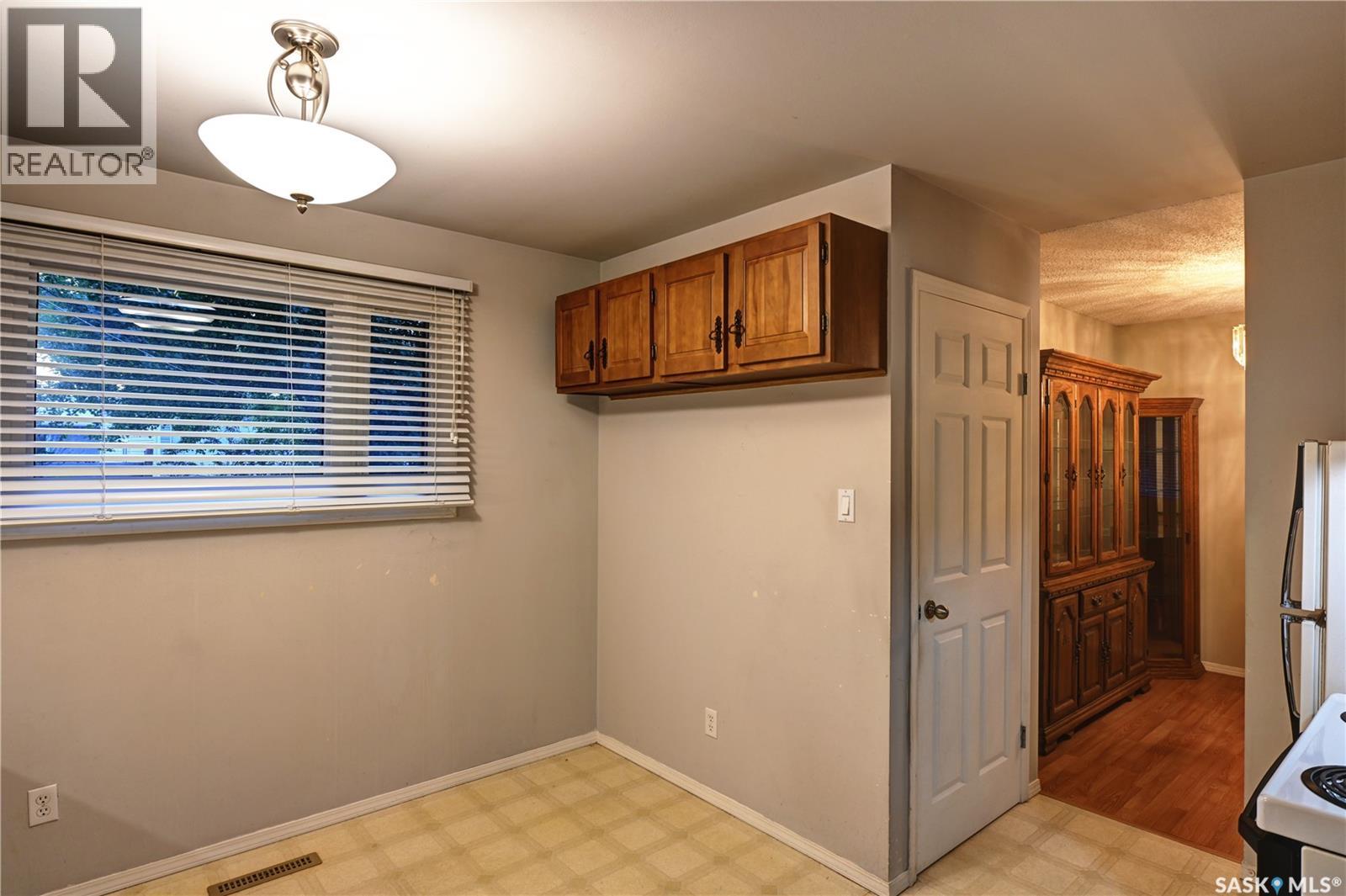 321 Winnipeg AVENUE N, Saskatoon — photo 5