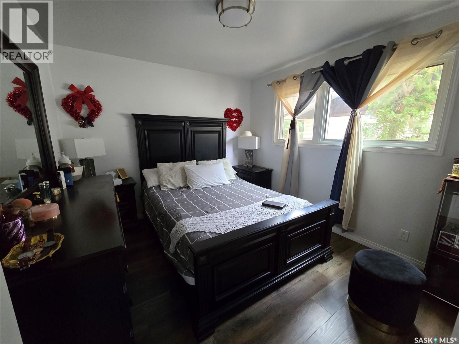 152 5th AVENUE SE, Swift Current — photo 13