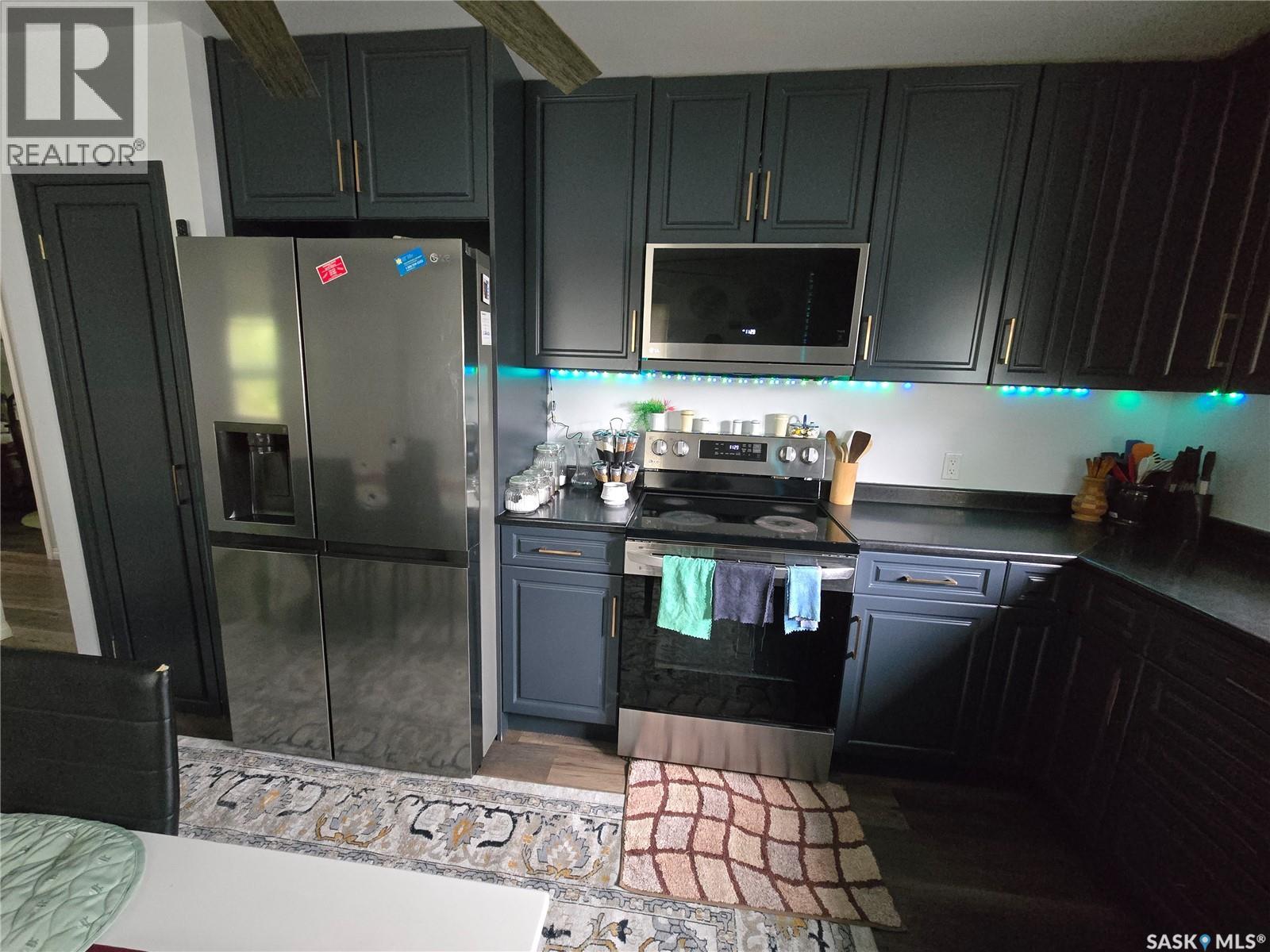 152 5th AVENUE SE, Swift Current — photo 7