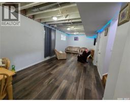 152 5th Avenue Se, Swift Current, SK S9H3M7 Photo 17