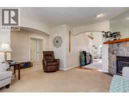 Living room - 1153 Roberton Blvd, Parksville, BC V9P2R6 Photo 10