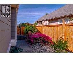 1153 Roberton Blvd, Parksville, BC V9P2R6 Photo 38