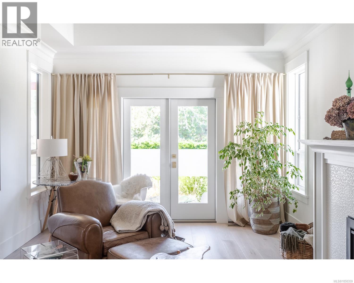 427 Cottage Dr - 28