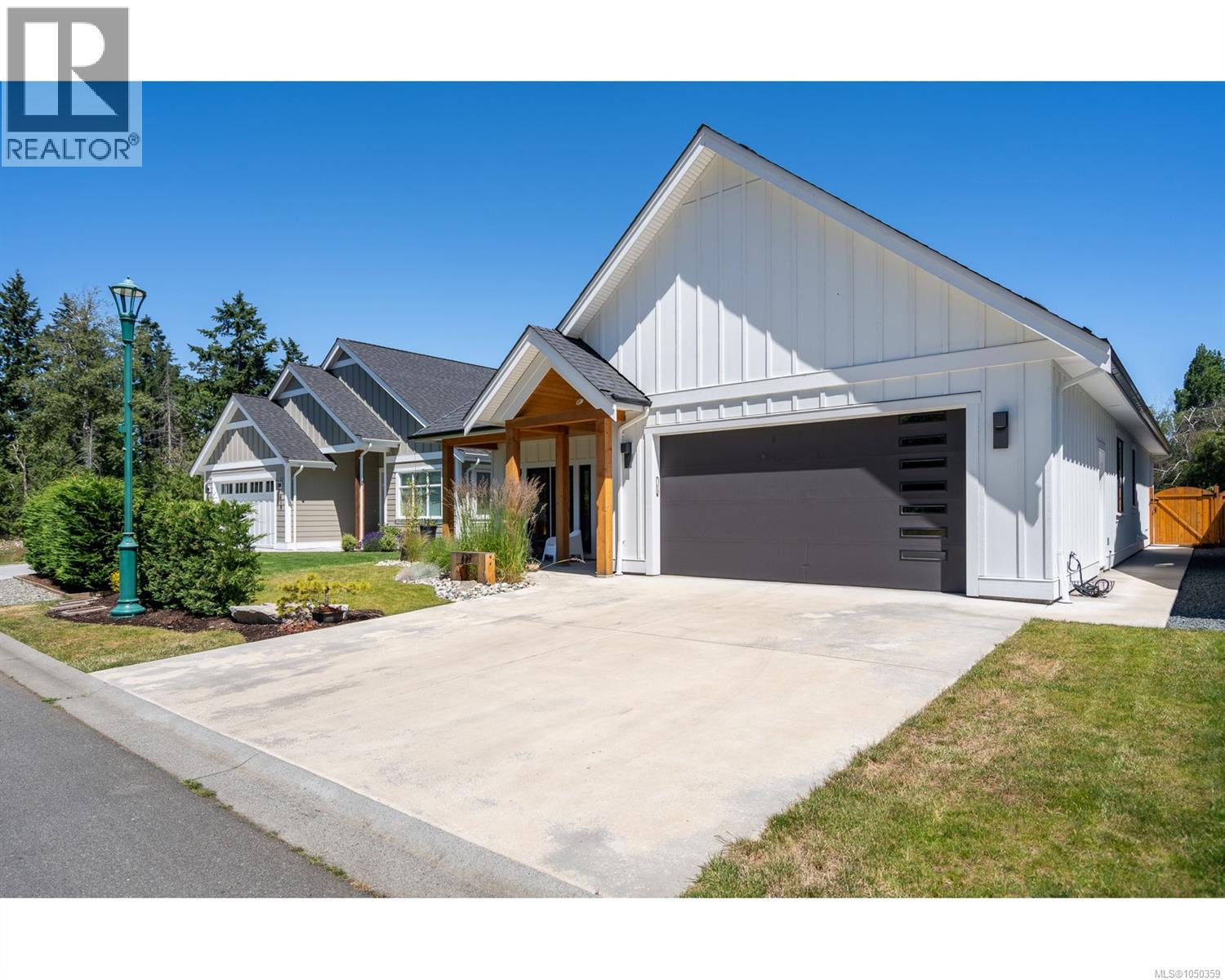 427 Cottage Dr - 58