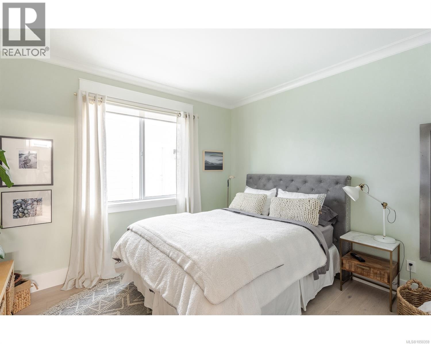 427 Cottage Dr - 39