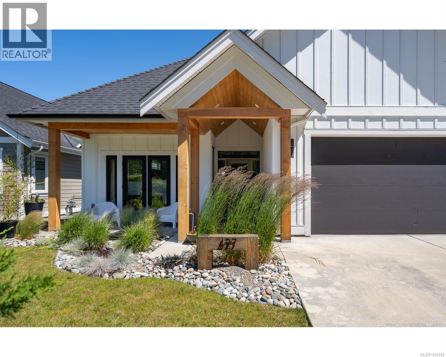 427 Cottage Dr - 57