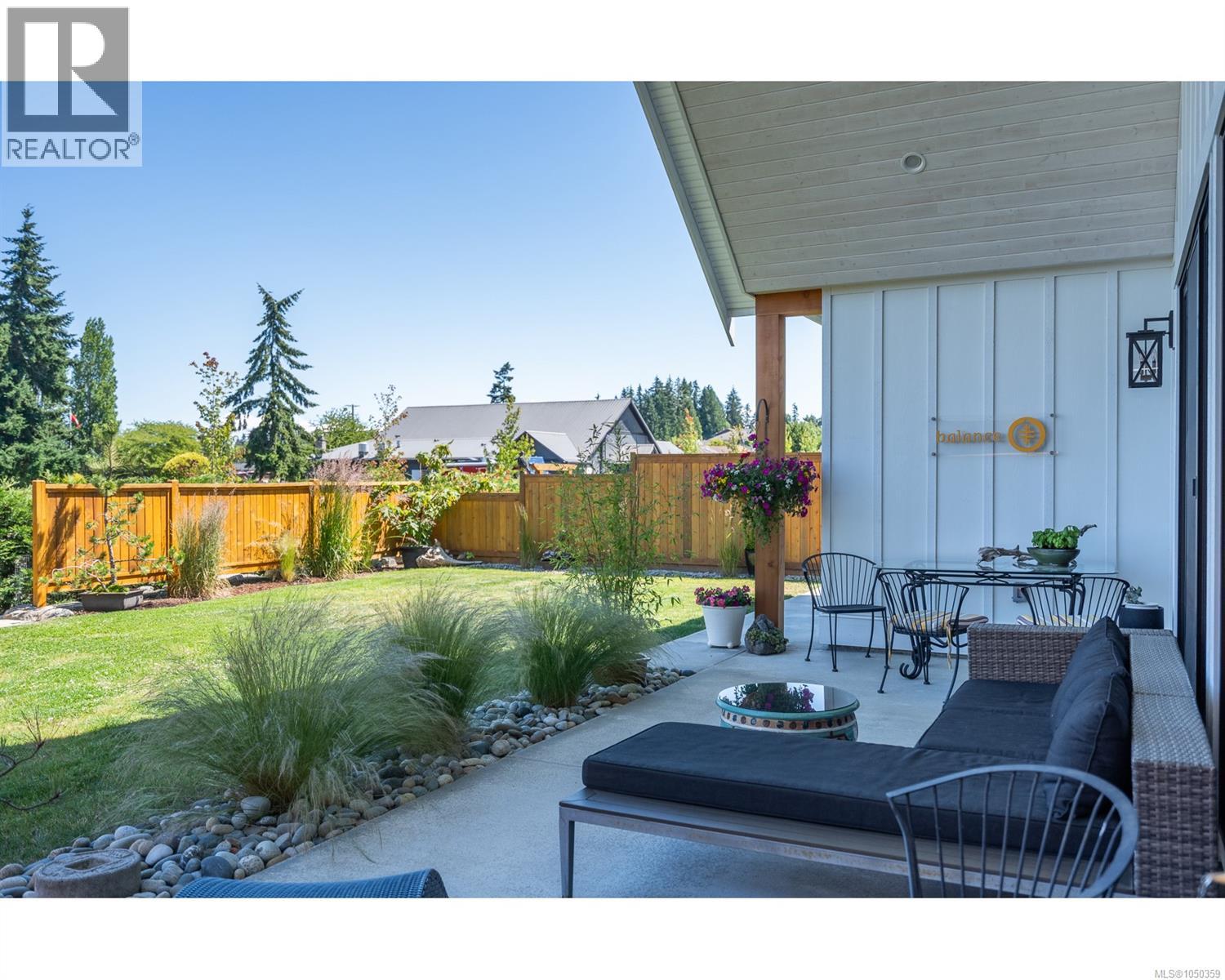 427 Cottage Dr - 2