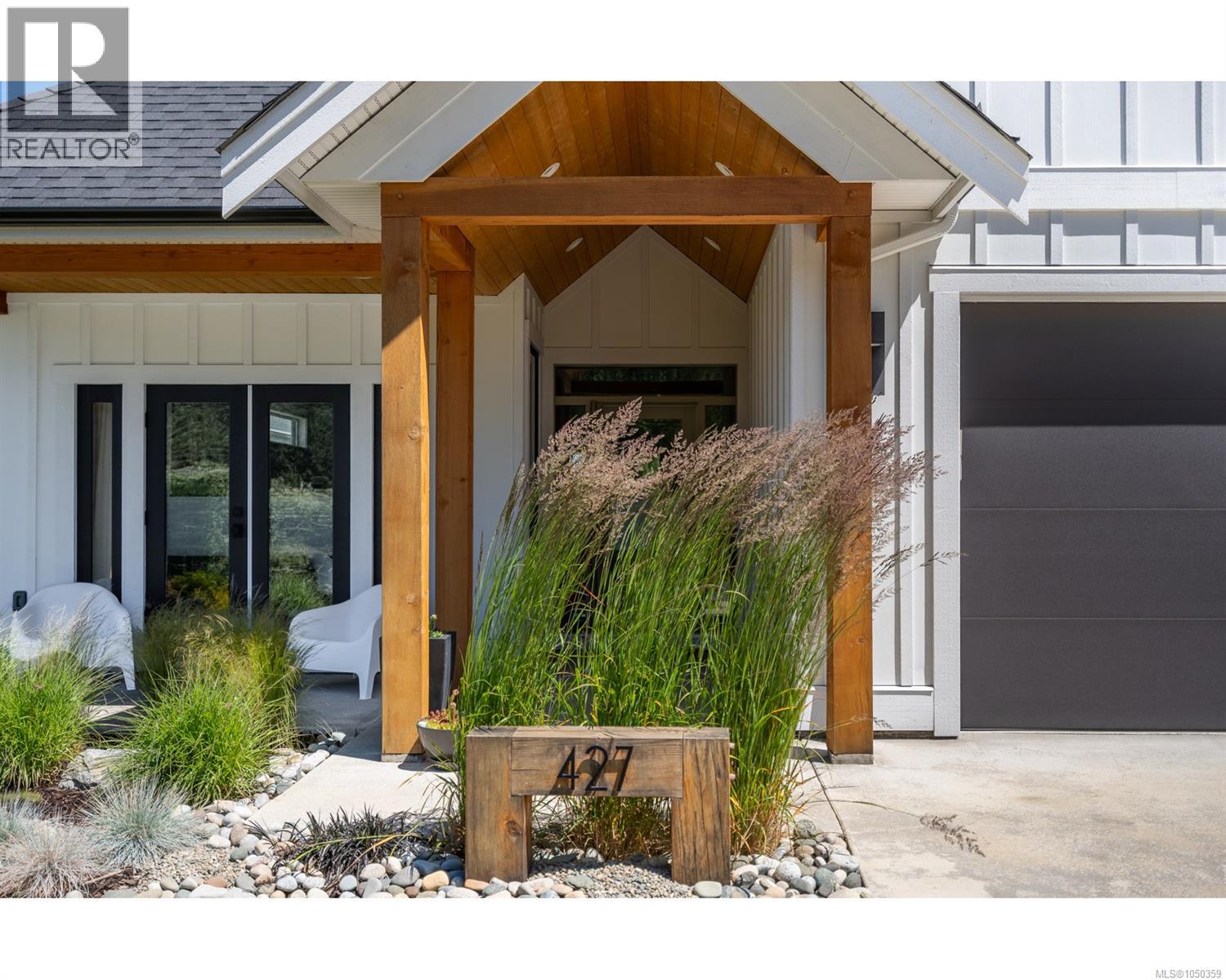 427 Cottage Dr - Image 42