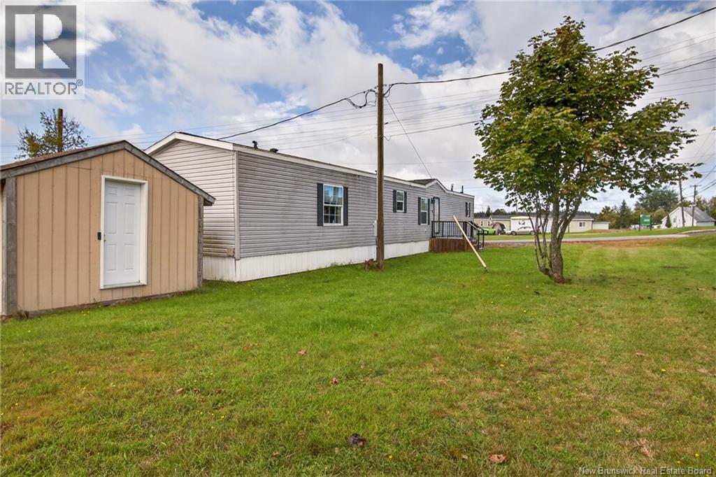 3 Daisy Street - 28