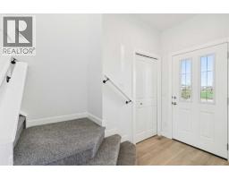 297 Creekside Drive SW - photo 4