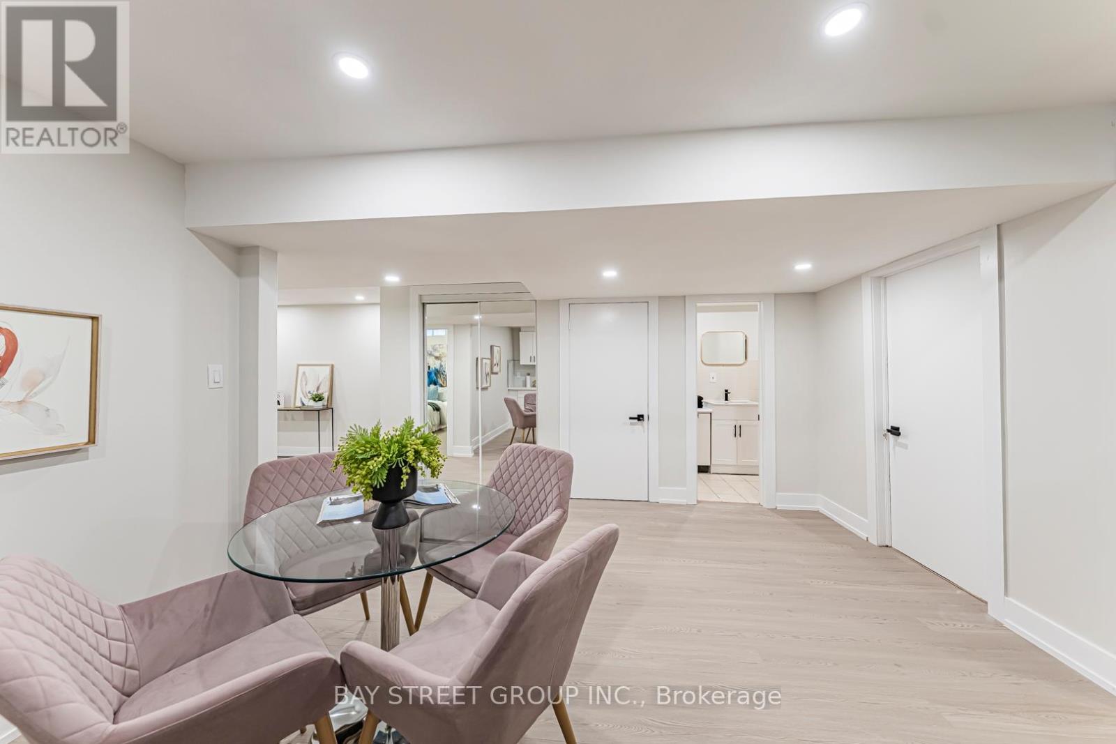 146 CABINET CRESCENT - 44