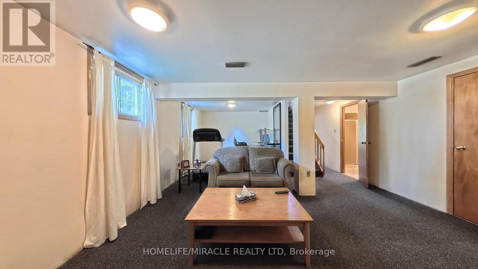 56 SCENIC WOOD CRESCENT - 33