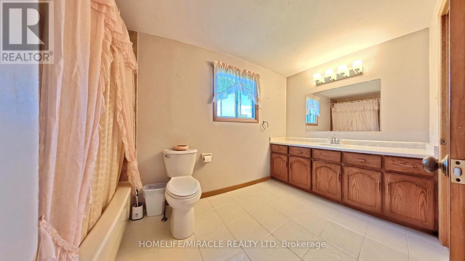56 SCENIC WOOD CRESCENT - Image 22