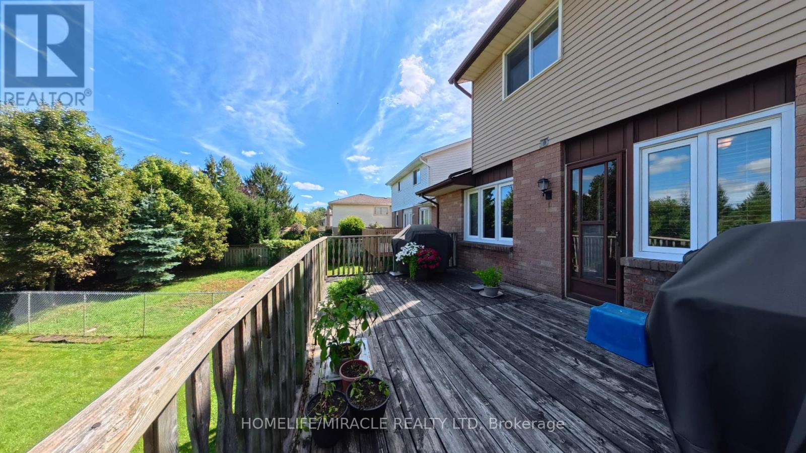 56 SCENIC WOOD CRESCENT - Image 37