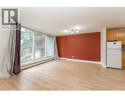 3, 218 Mayor Magrath Drive N, Lethbridge, AB T1H3P8 Photo 8