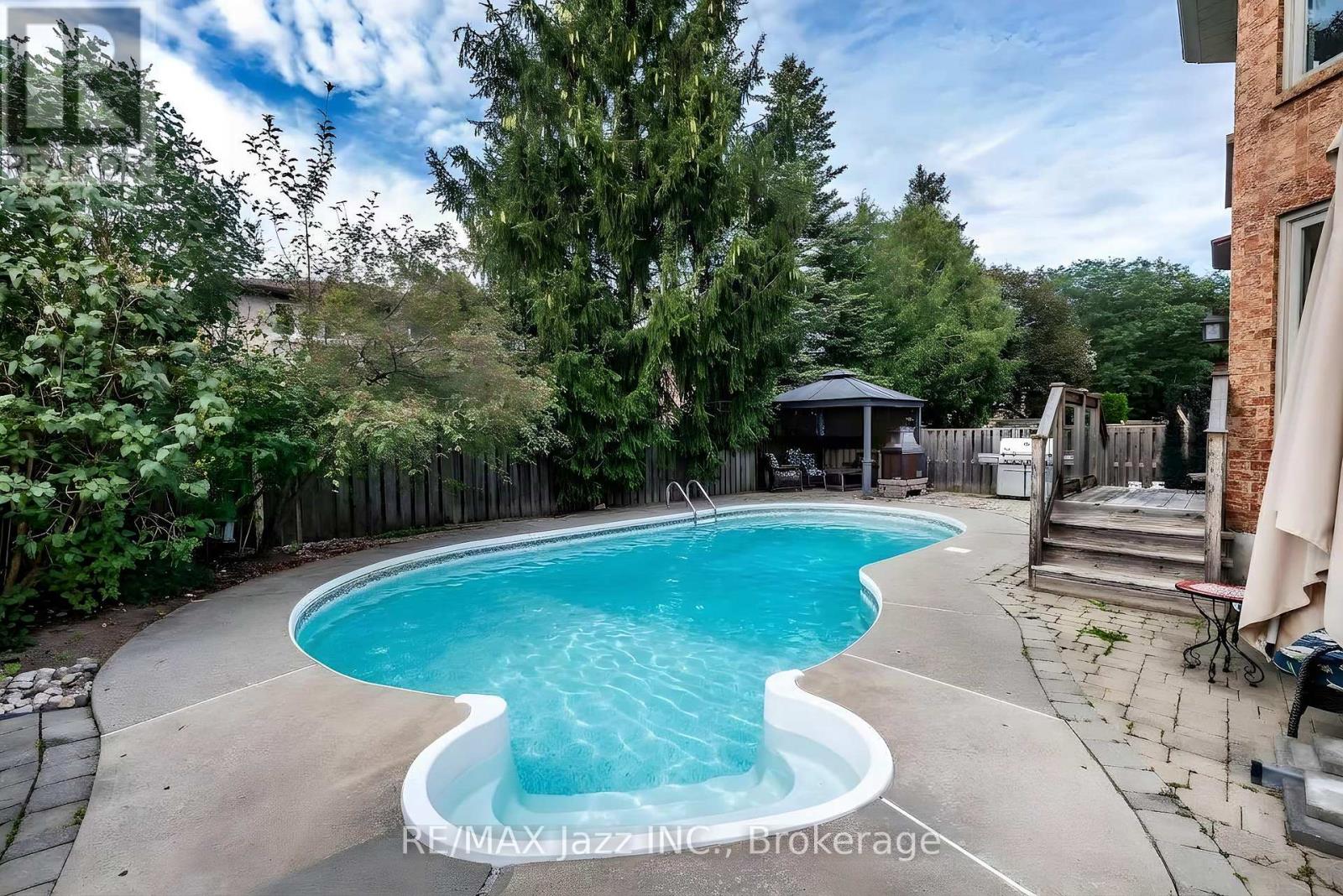 106 TILMAN CIRCLE - 45