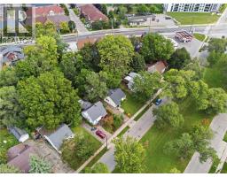 132 Spadina Road E, Kitchener, ON N2M3X4 Photo 17