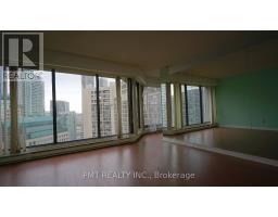 3107 - 65 Harbour Square, Toronto, ON M5J2L4 Photo 6