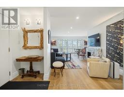 Bedroom 2 - 201 - 40 Rosehill Road, Toronto, ON M4T1G5 Photo 9