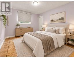 Kitchen - 146 Montrose Avenue, Toronto, ON M6J2T7 Photo 7