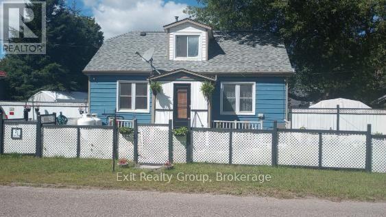 33 GLASTONBURY ROAD - 1