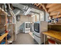 35 Crosby Drive, Kitchener, ON N2B2K9 Photo 25