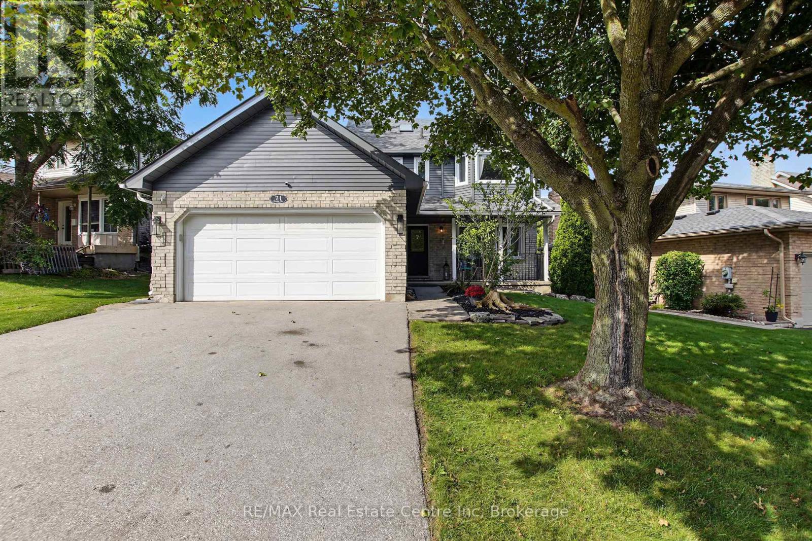 71 LINDA DRIVE — photo 2