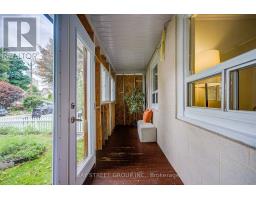 Kitchen - 7 Emmott Avenue, Toronto, ON M1L2X2 Photo 7