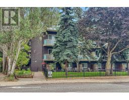 315 - 123 Woobine Avenue, Toronto, ON M4L3V8 Photo 13