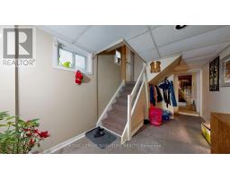 256 Ferris Road, Toronto, ON M4B1H6 Photo 11