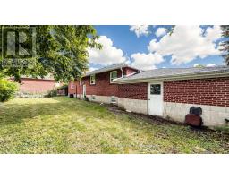 256 Ferris Road, Toronto, ON M4B1H6 Photo 17