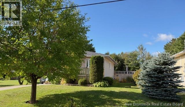 231 Hutchison Drive, Miramichi, New Brunswick, E1V6C1, Miramichi, New Brunswick — photo 4 of 5