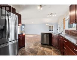 Family room - 50 Wellwood Drive, Whitecourt, AB T7S1T8 Photo 12