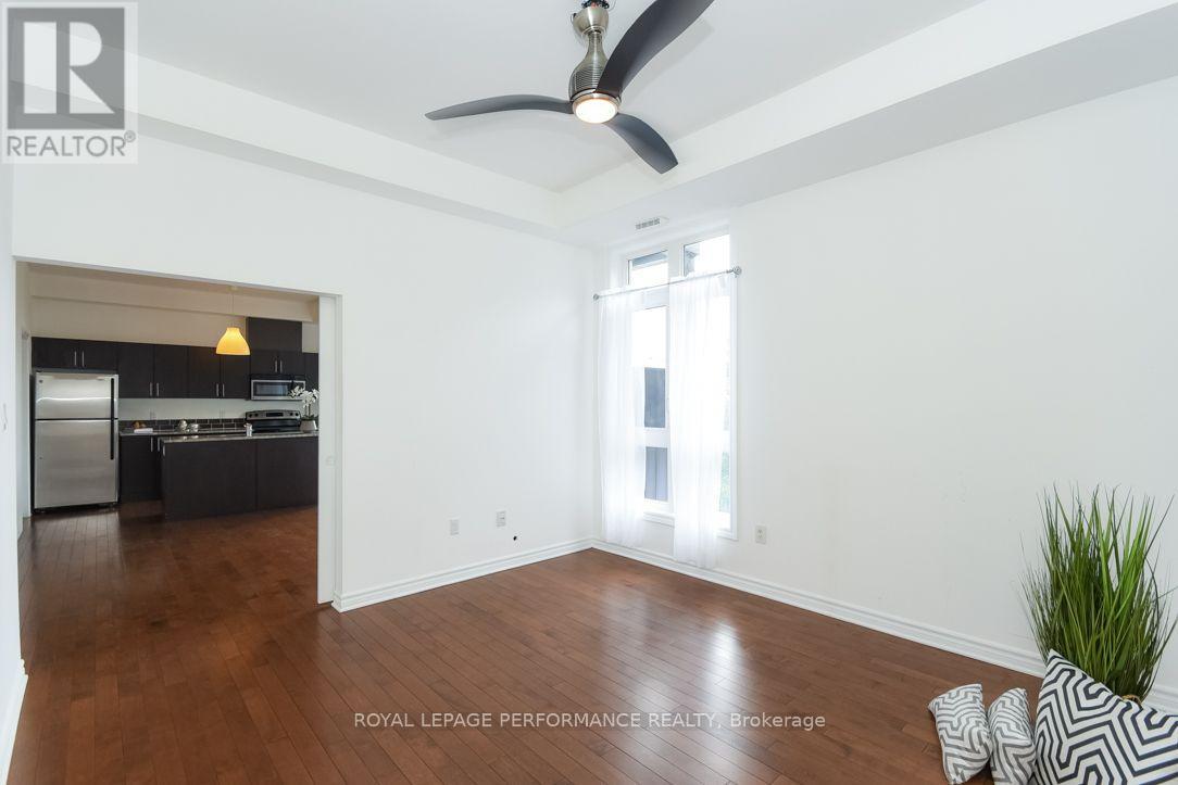 518 - 429 Kent Street