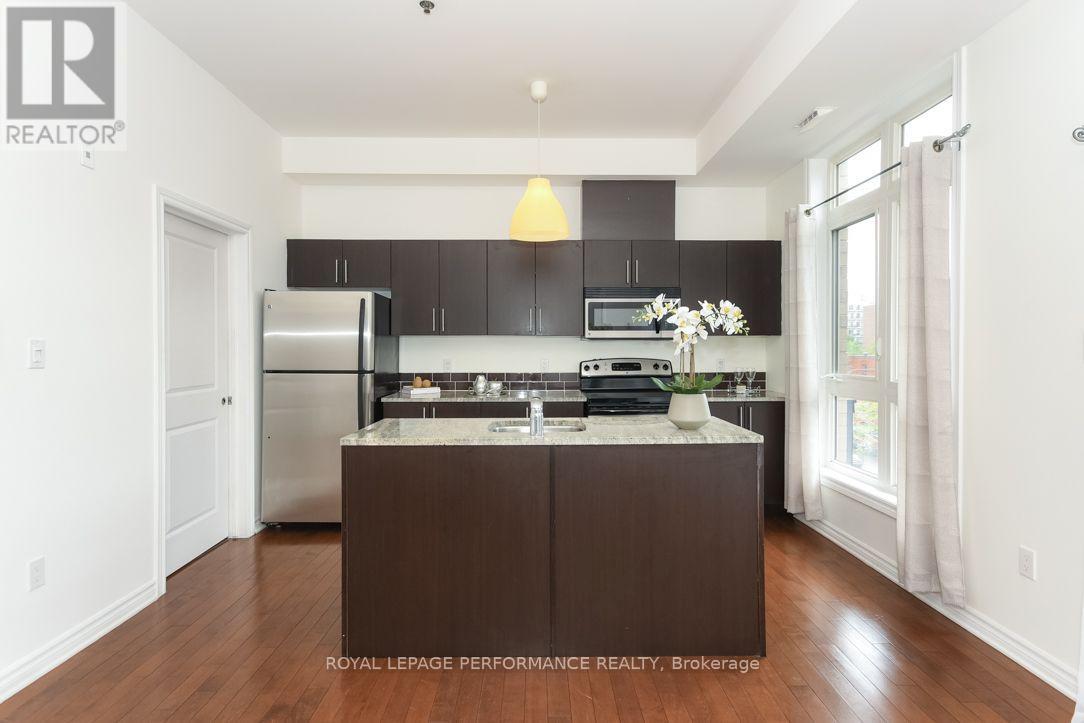518 - 429 Kent Street
