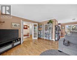 Bedroom 3 - 6976 2nd Line, New Tecumseth, ON L0G1W0 Photo 8