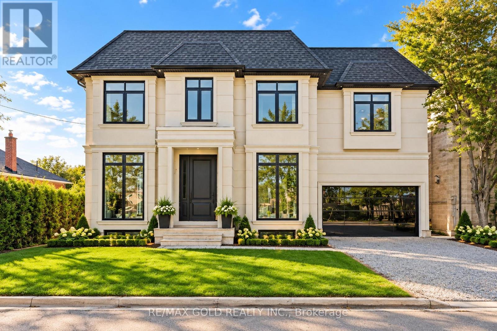 Photo of 15 MCKENZIE STREET