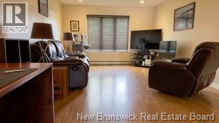 633 Whitepine Road - 7