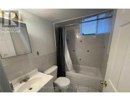 Bsmt - 6 Sweet Briar Lane, Brampton, ON L6Z4V3 Photo 15