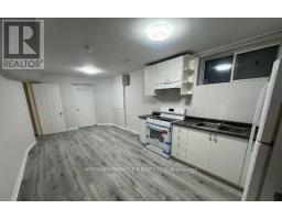 Bsmt - 6 Sweet Briar Lane, Brampton, ON L6Z4V3 Photo 8