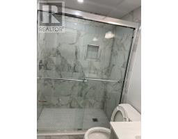 25 Wasaga Road, Brampton, ON L6X3B1 Photo 9